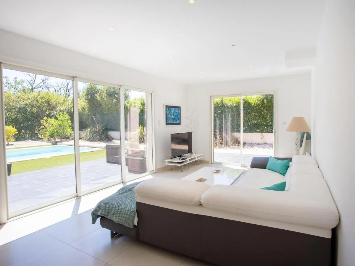 Villa Bastide De La Mer By Interhome Bormes-les-Mimosas 0*,
