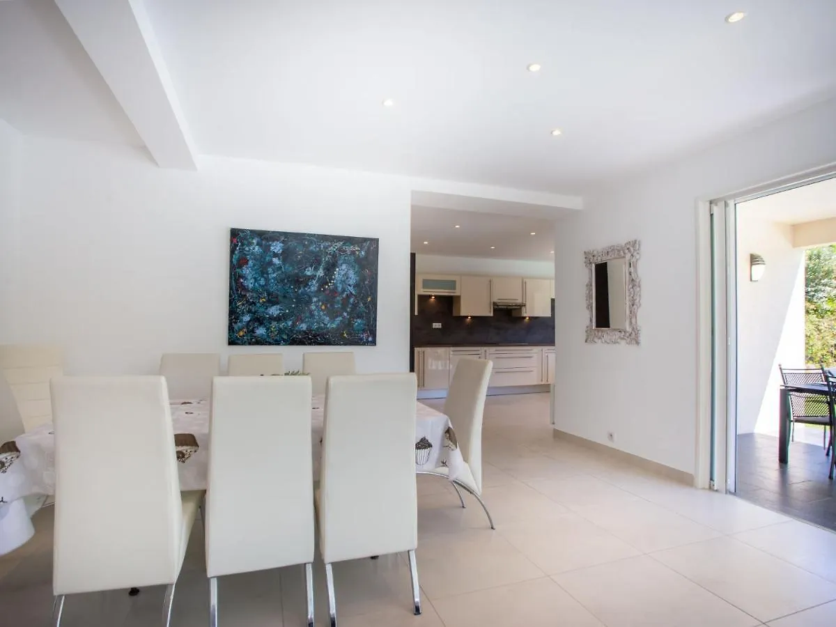 Villa Bastide De La Mer By Interhome Bormes-les-Mimosas