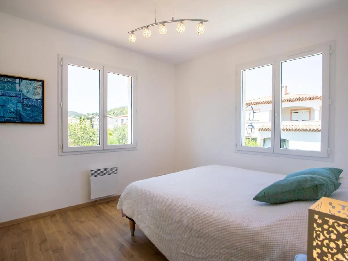 Villa Bastide De La Mer By Interhome Bormes-les-Mimosas 0*,  Francie